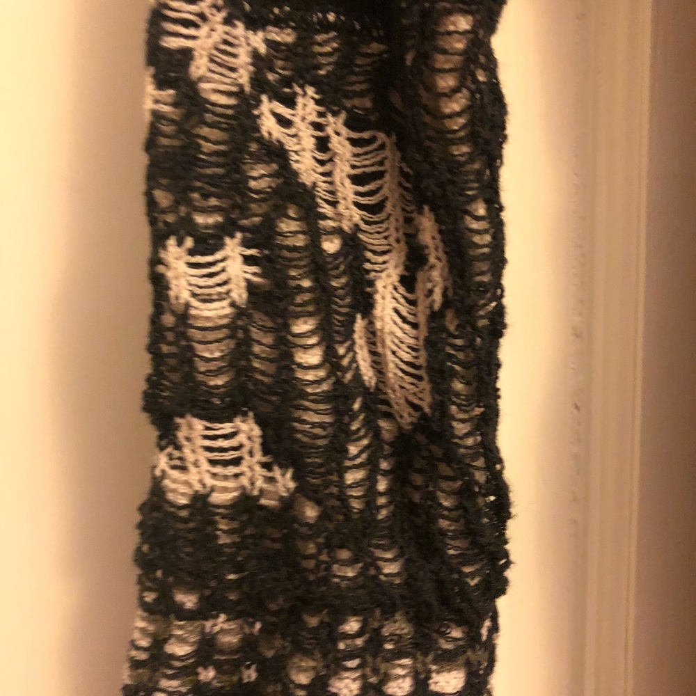 Handmade sweater - Picture 4 of 4